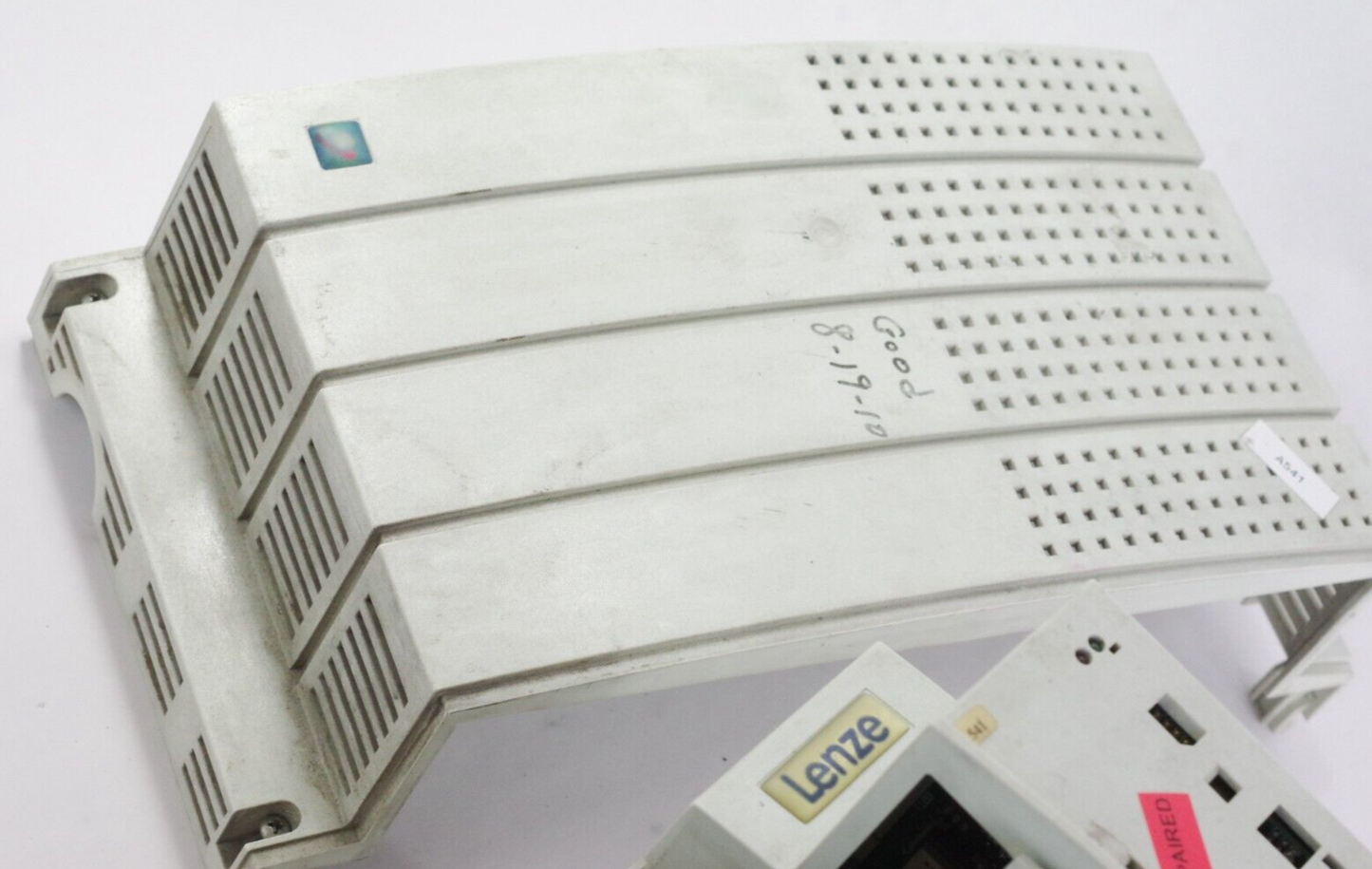 Lenze EVF8222-E VFD AC Servo Drive 22kW 400-480V 47A 3PH - For Parts