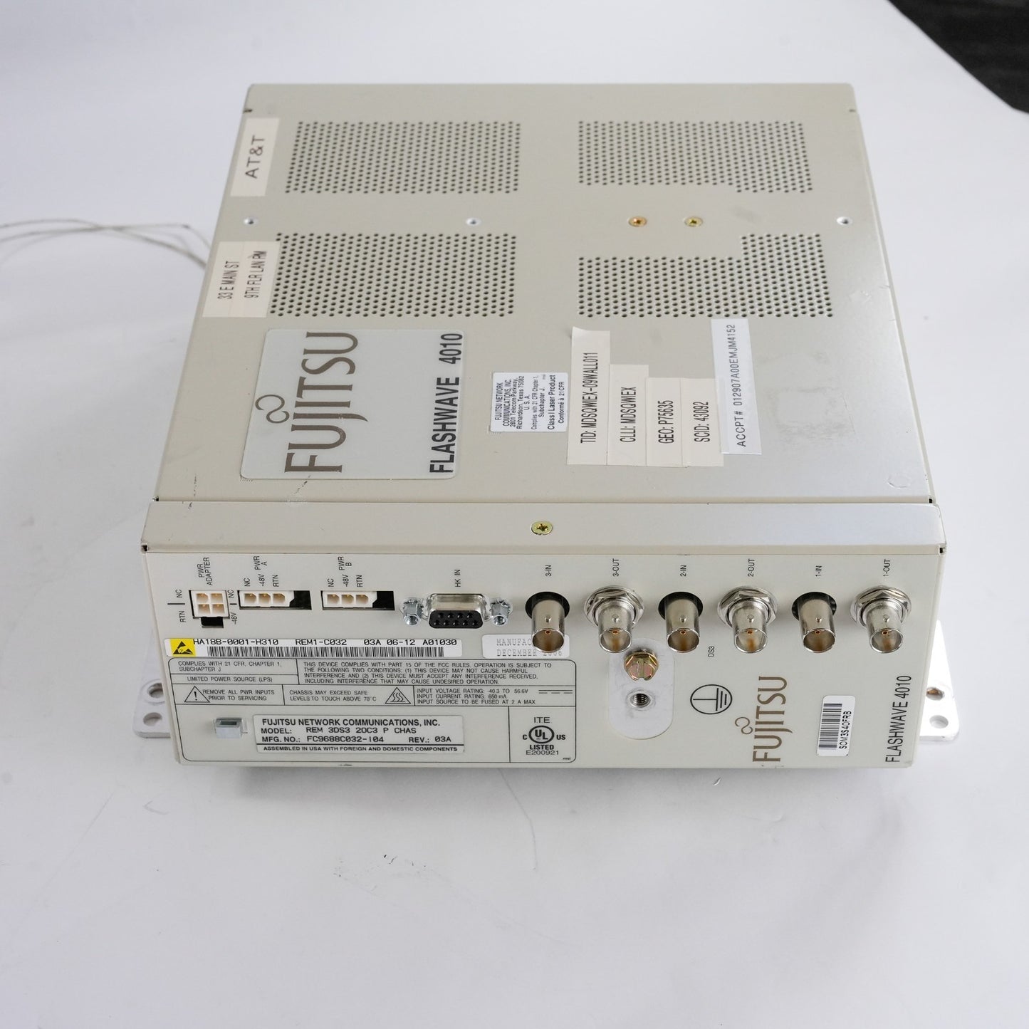 Fujitsu Flashwave 4010 Chassis REM 3DS3 20C3 P CHAS FC9688C032-I04 REV: 03A