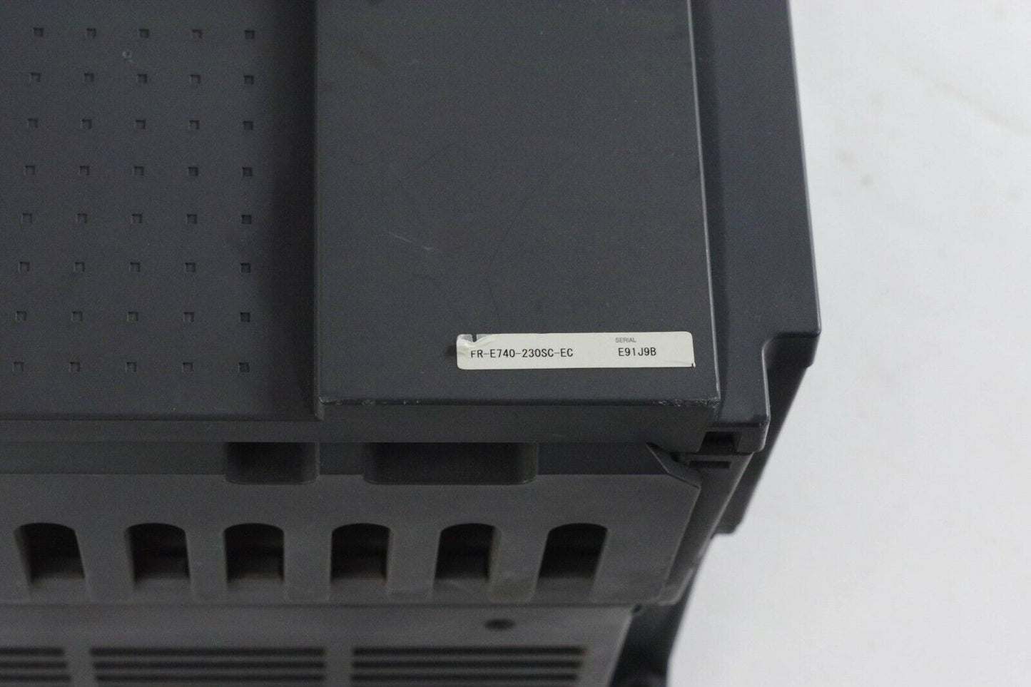Mitsubishi FR-E740-230SC-EC FREQUENCY INVERTER 3-PH, 11KW, 23A