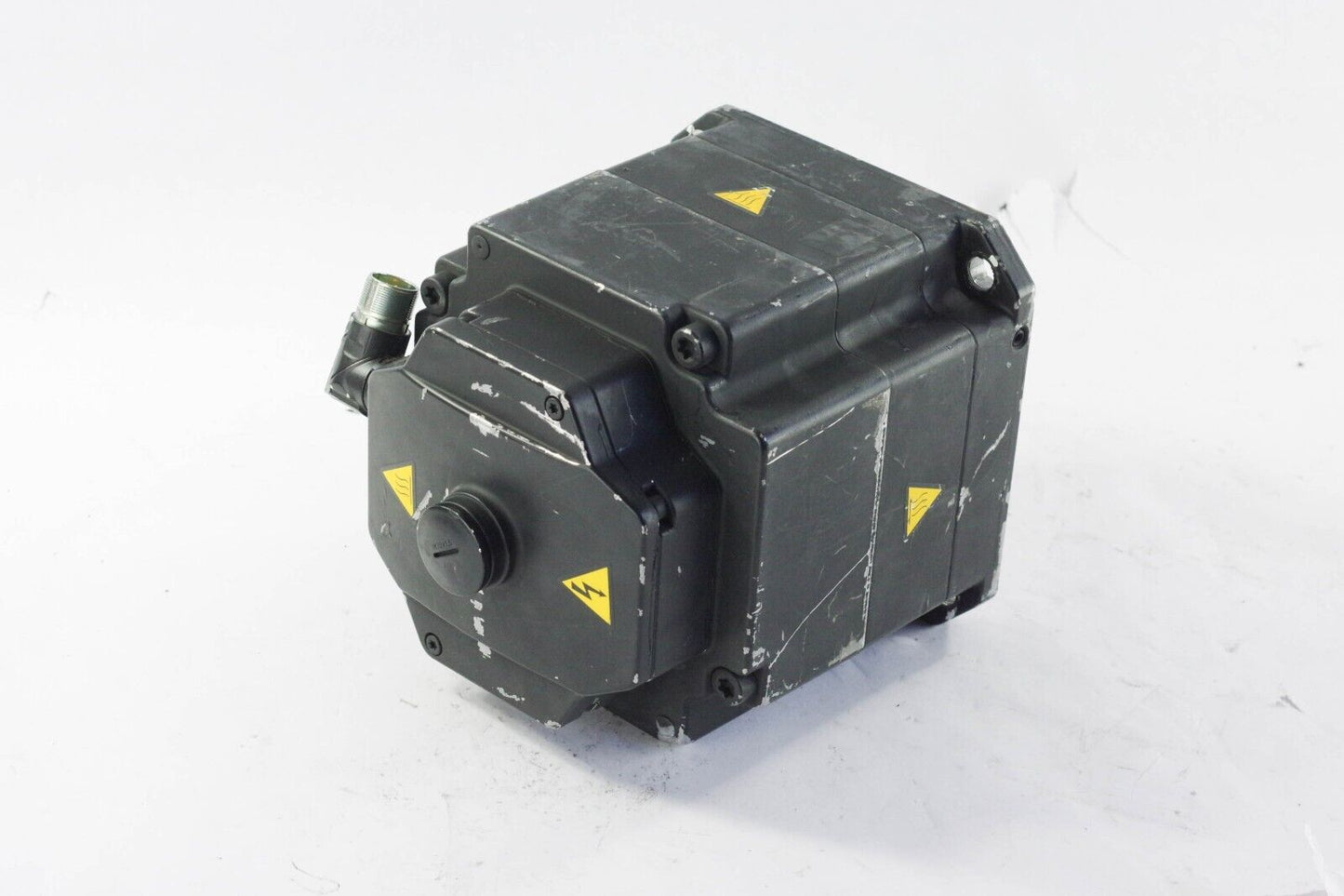 Kuka SIMOTICS3 (1p) 1FK7100-5AZ91-1ZZ9-Z S05 Servo Motor - Untested