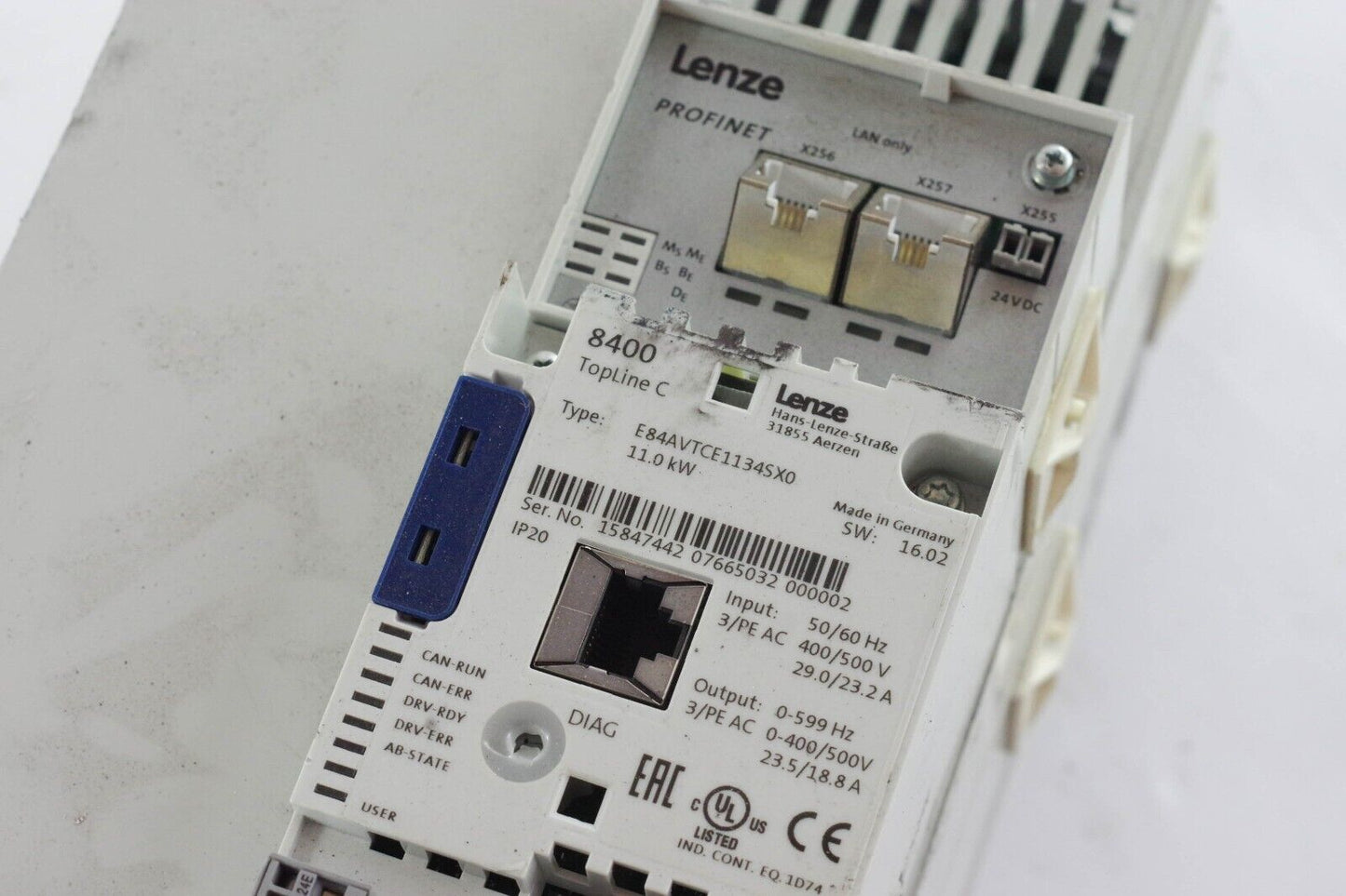 Lenze E84AVTCE1134SX0 Inverter Drive 8400 TopLine C 11.0kW - For Parts / Repair