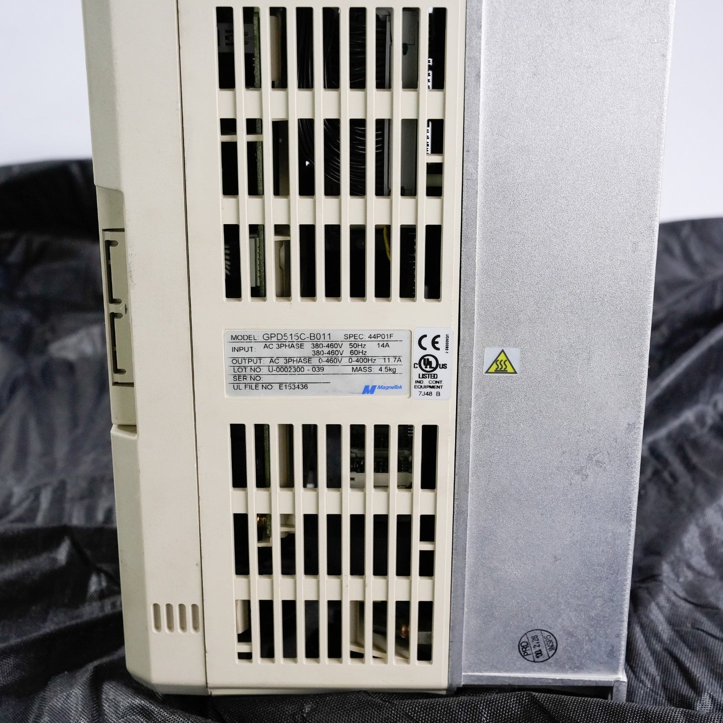 Magnetek GPD515C-B011 44P01F 3 Phase AC Drive GPD515CB011 480VAC