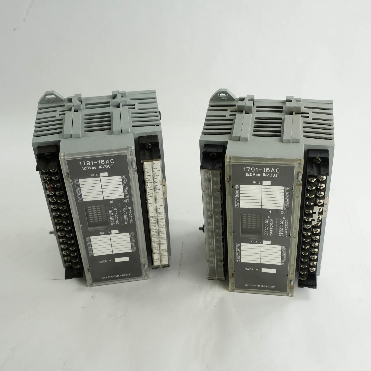 Allen Bradley 1791-16AC /B Block I/O Module 120V AC 16 Input / 16 Output