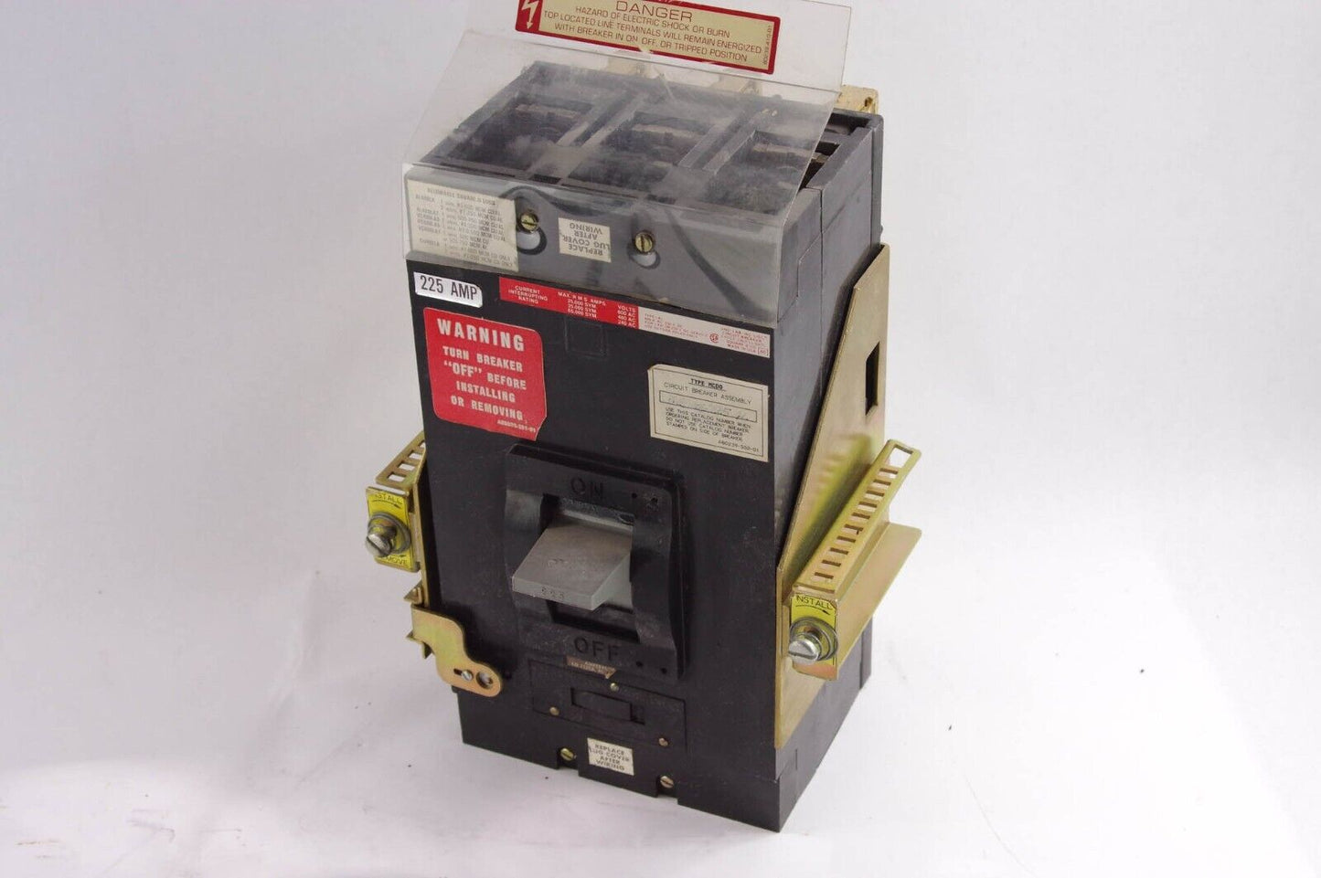 Square D Circuit Breaker MEH36225AL / LHL36225 Type MCDO A80239-552-01