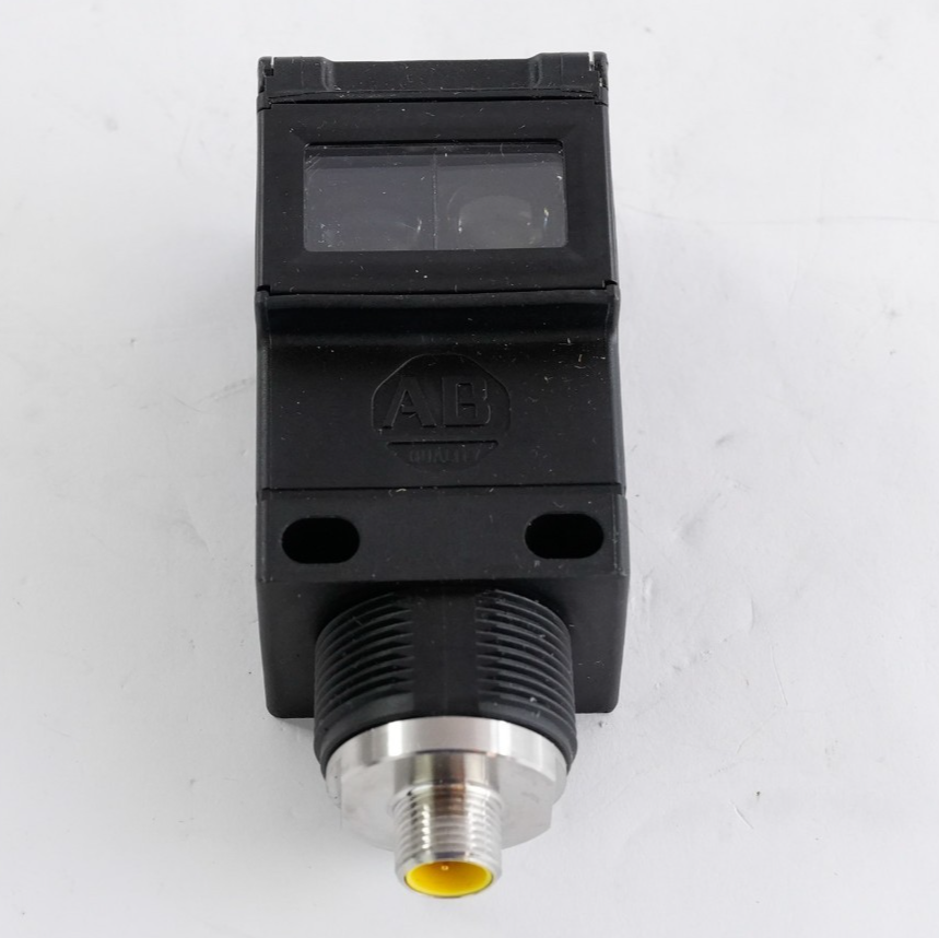 Allen Bradley 42GRU-9200-QD Series B Photoswitch 42GRU9200QD
