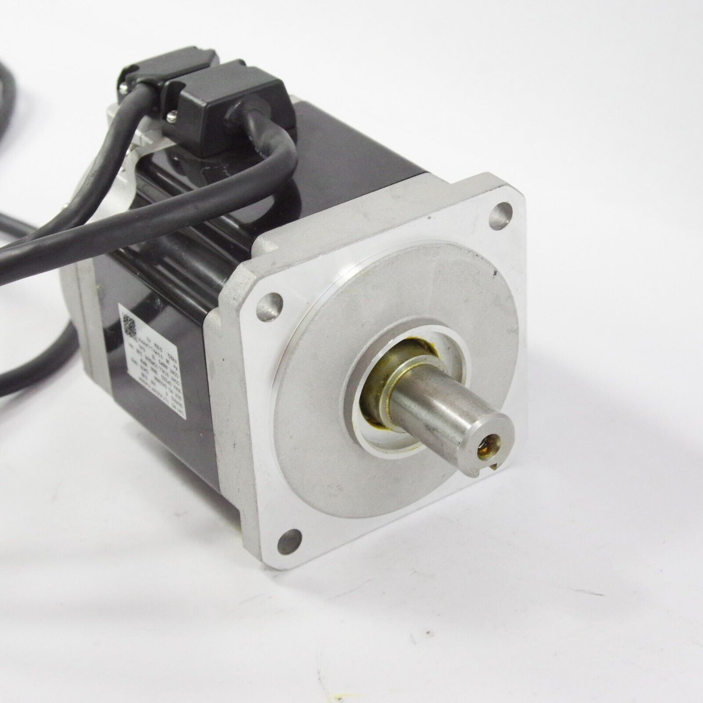 Allen Bradley TLY-A2530P-HJ62AA TL-Series TLY AC Rotary Servo Motor