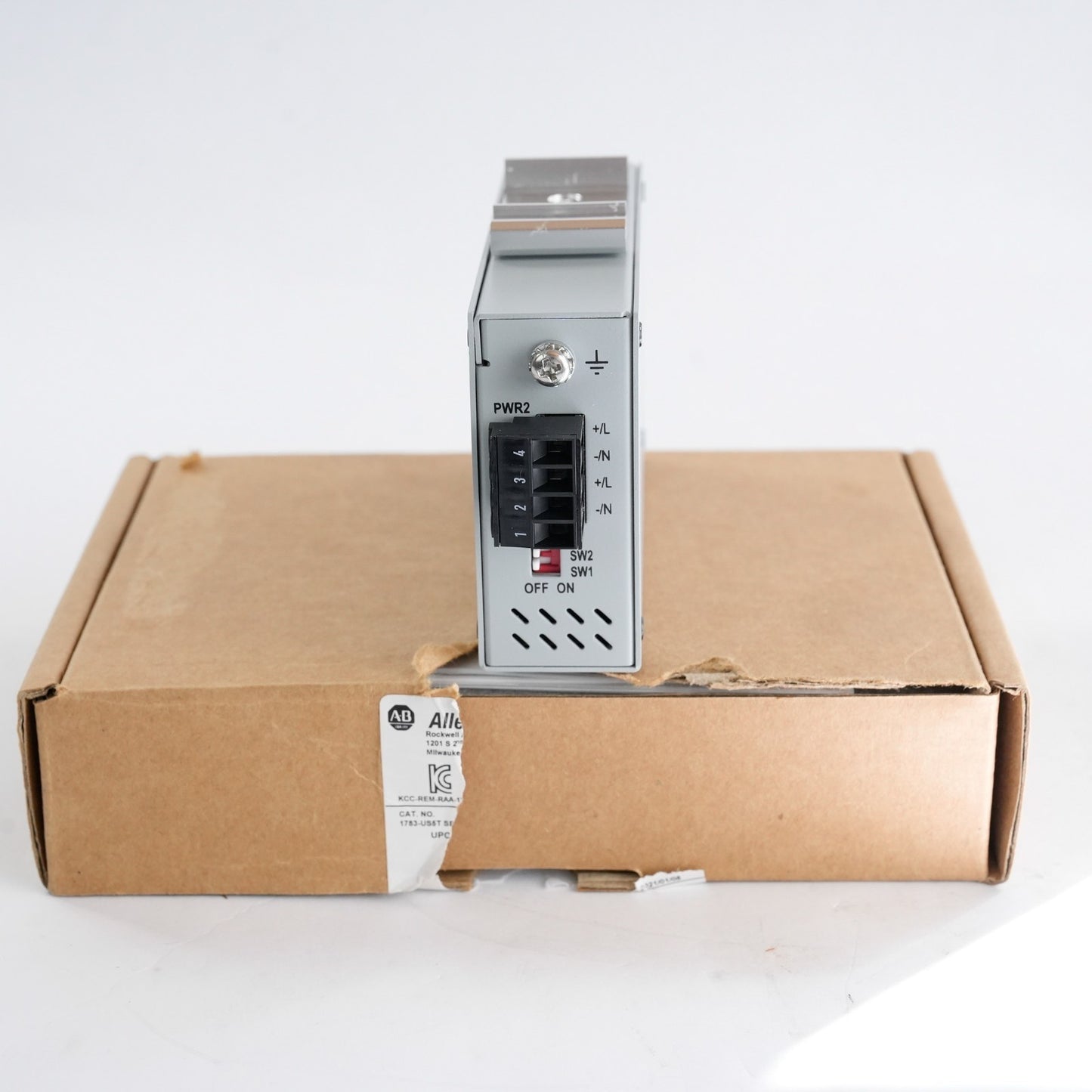 Allen Bradley 1783-US5T /B Stratix 2000 Ethernet Switch - Open Box