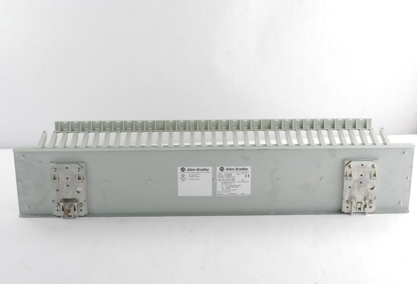Allen Bradley 1719-A22 Series A PLC RACK 1719A22 Ex I/O 22 Slot Base Chassis