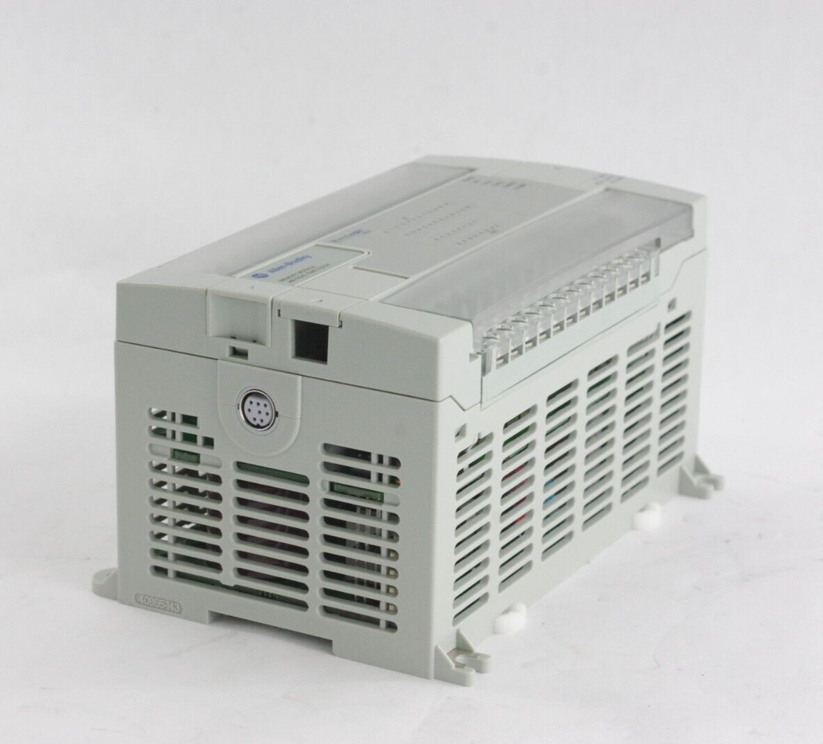 Allen Bradley MicroLogix 1200 1762-L40AWAR Ser C 40 Point Controller + MM1RTC/A