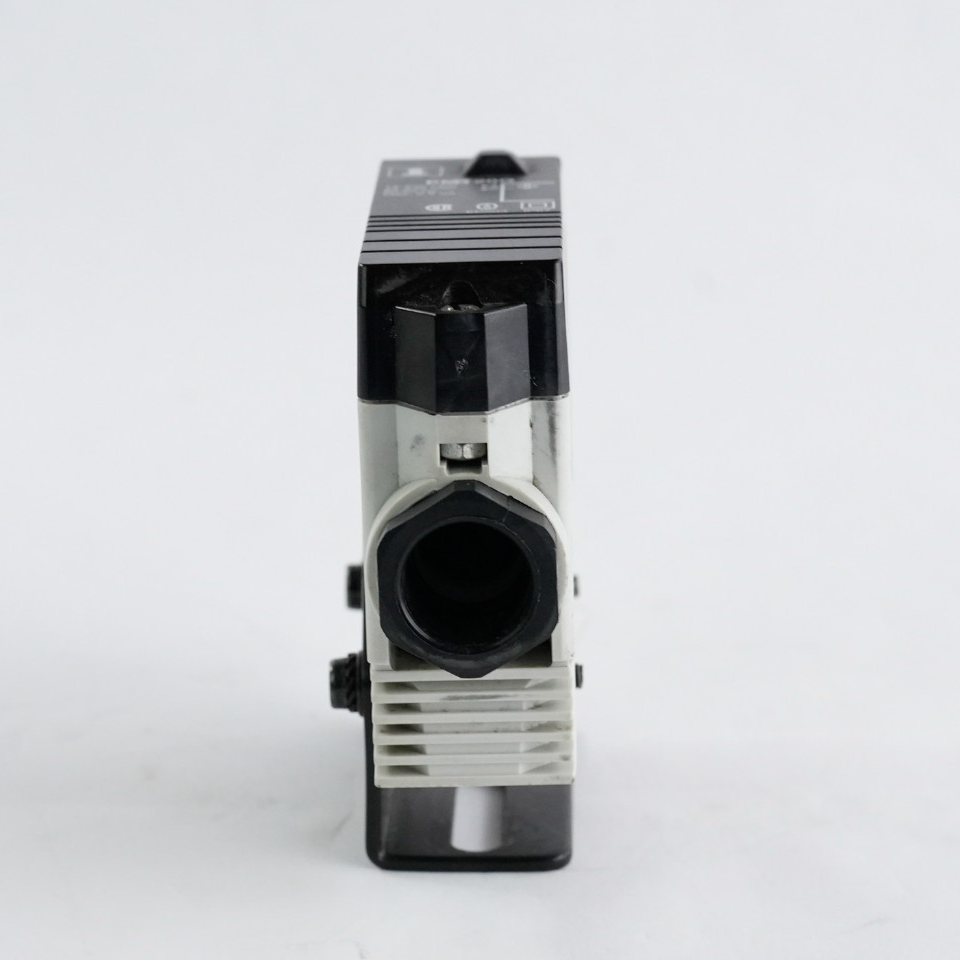 Carlo Gavazzi PMT20G Photoelectric Switch OVP