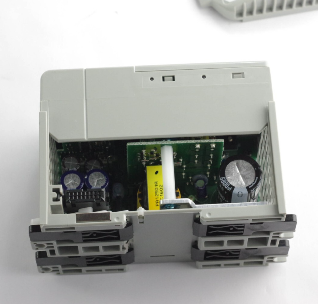 Allen Bradley 1769-PB2 /A CompactLogix Compact I/O Power Supply + 1769-ECR