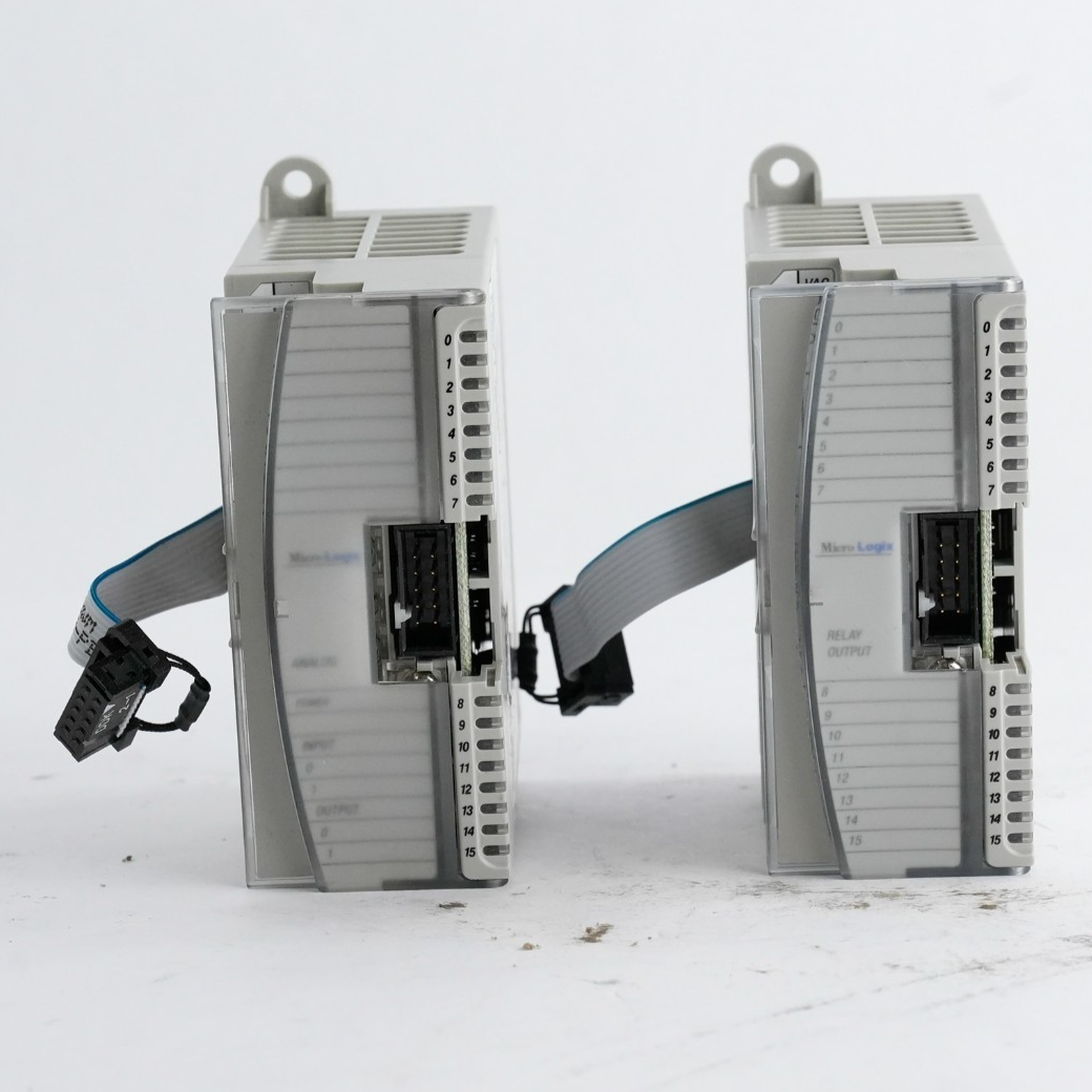 Allen Bradley 1762-OW16 /A Rev B MicroLogix 16 Point Relay Output Module