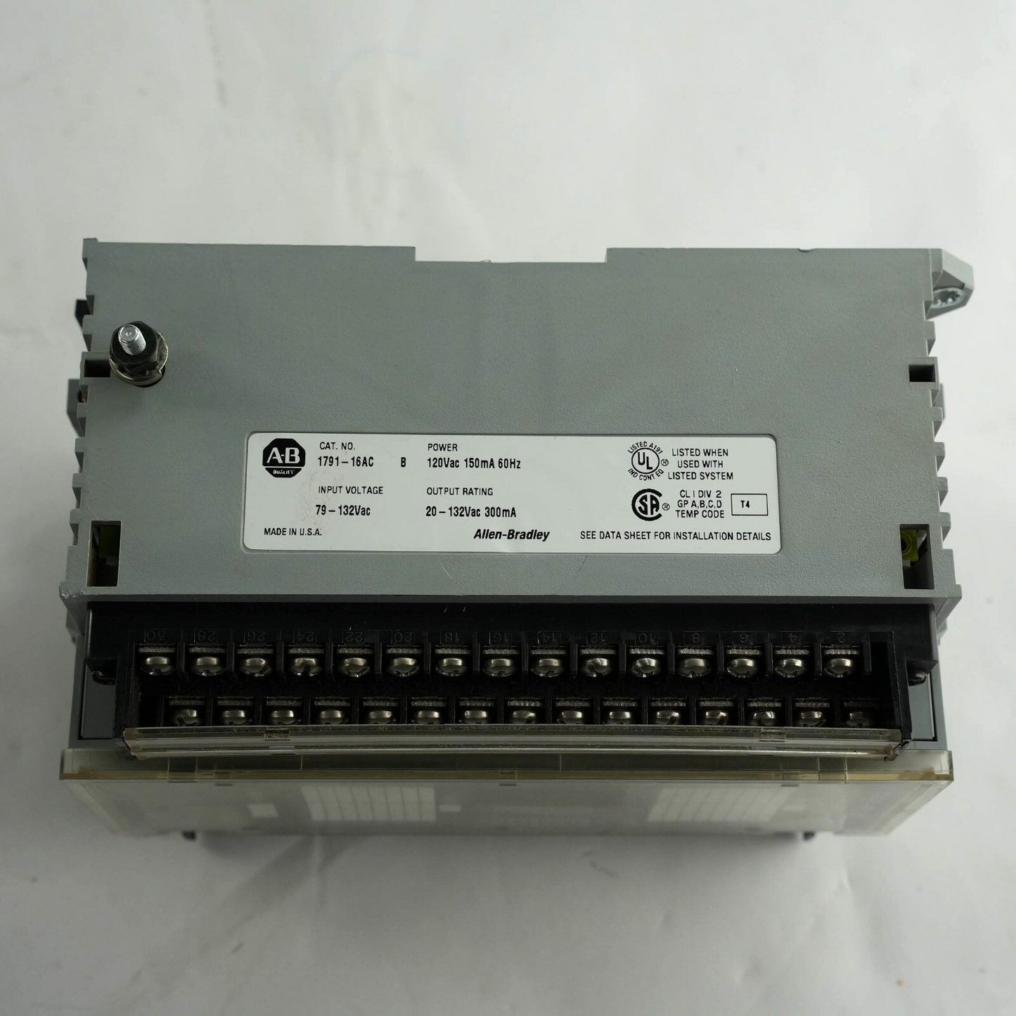 Allen Bradley 1791-16AC /B Block I/O Module 120V AC 16 Input / 16 Output