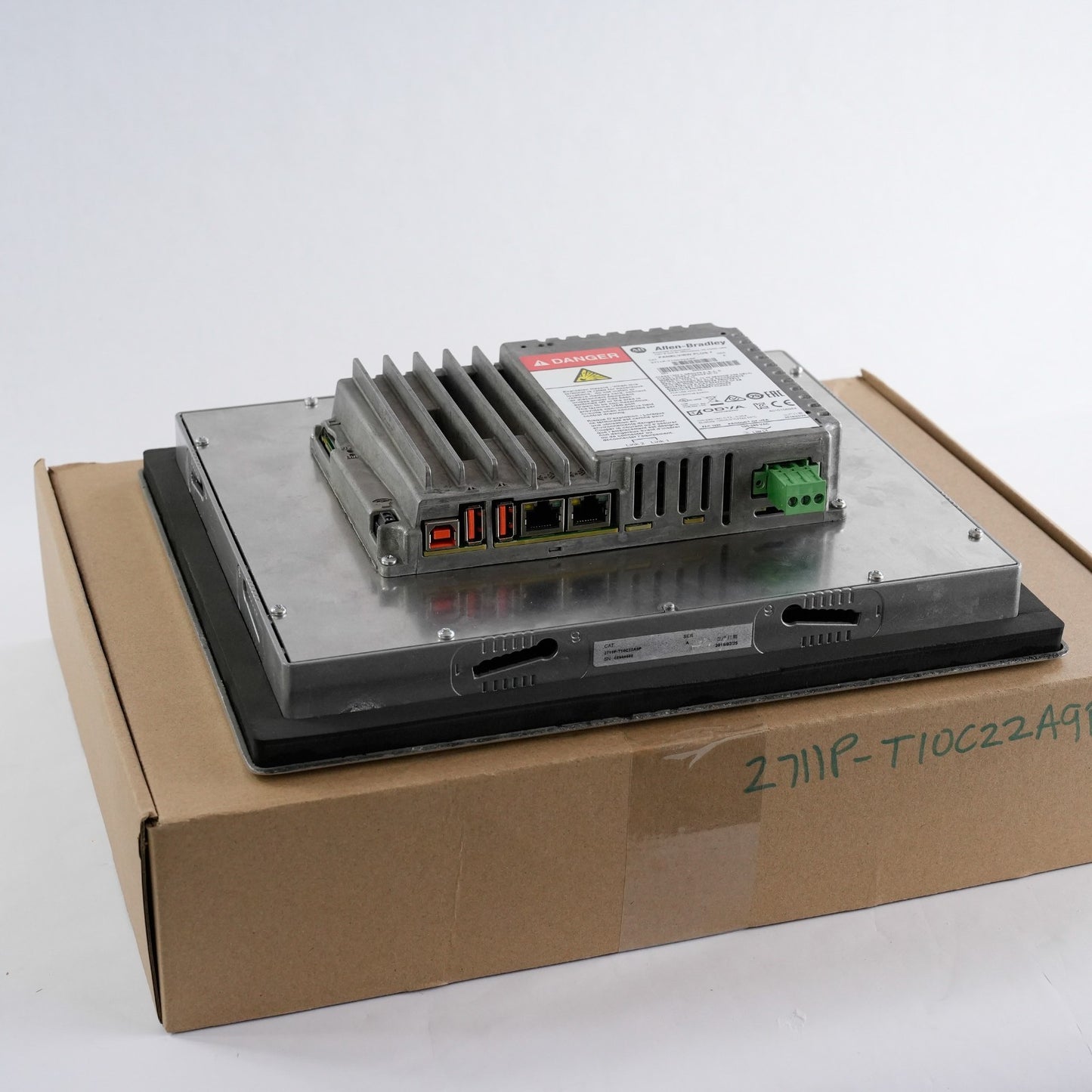 Allen Bradley 2711P-T10C22A9P /A PanelView Plus 7 10" Performance Color Terminal