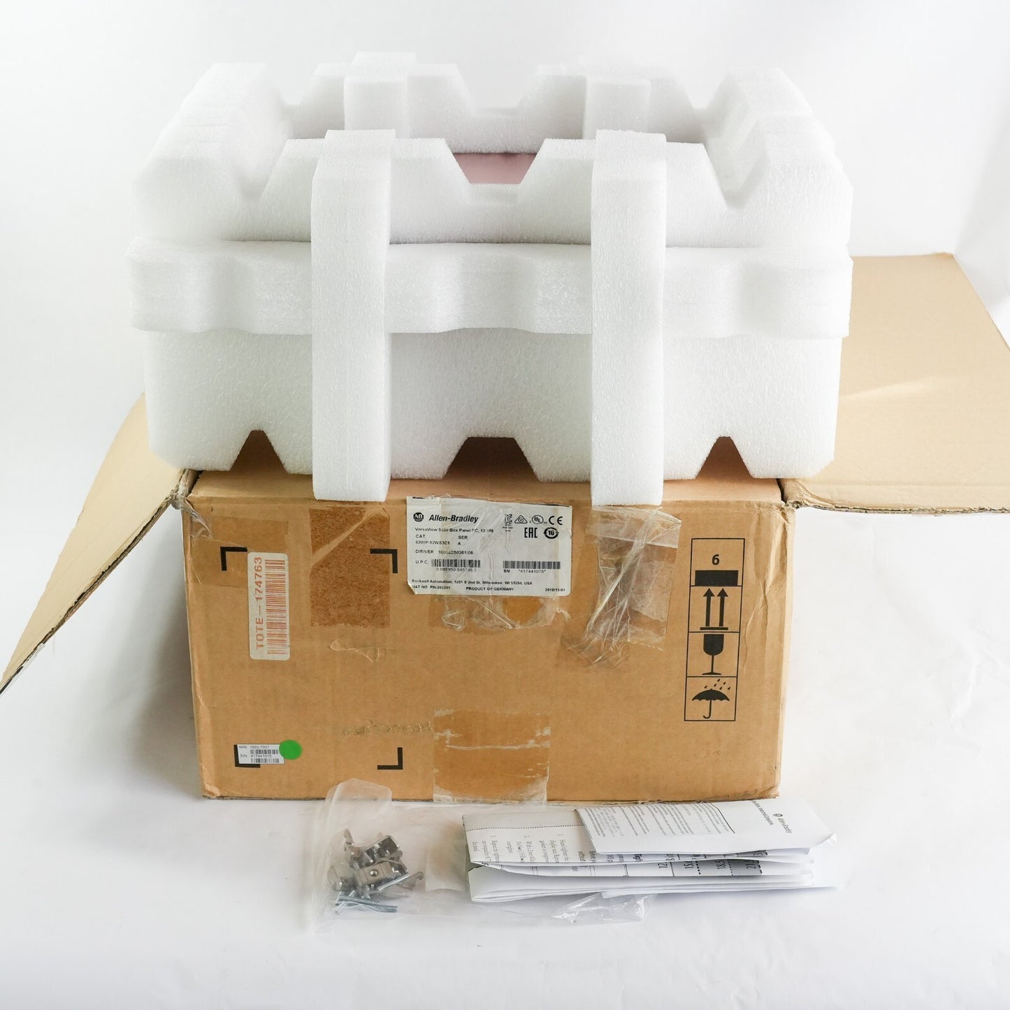 Allen Bradley 6200P-12WS3C1 VERSAVIEW 5400 Box Panel PC Win 10 12WS3A1 / 12WS3B1