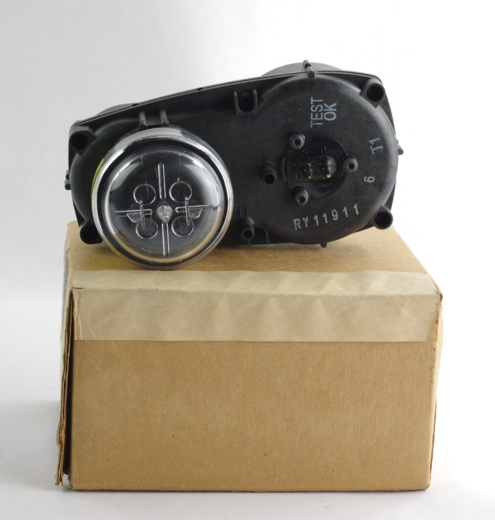 Johnson Controls P-3800-1 Reset Volume Controller Black - Open Box