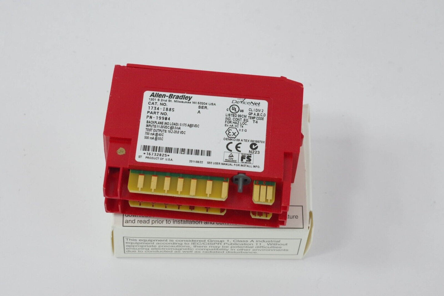 Allen Bradley 1734-IB8S / 1734IB8S SER A Digital Safety Input Module