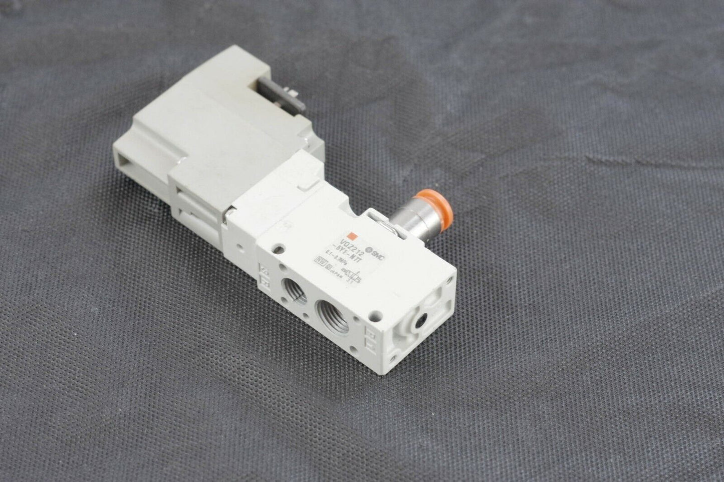 SMC VQZ212-5Y1-N7T-F VQZ2125Y1N7TF valve, body ported, din (dc), VQZ200 VALVE