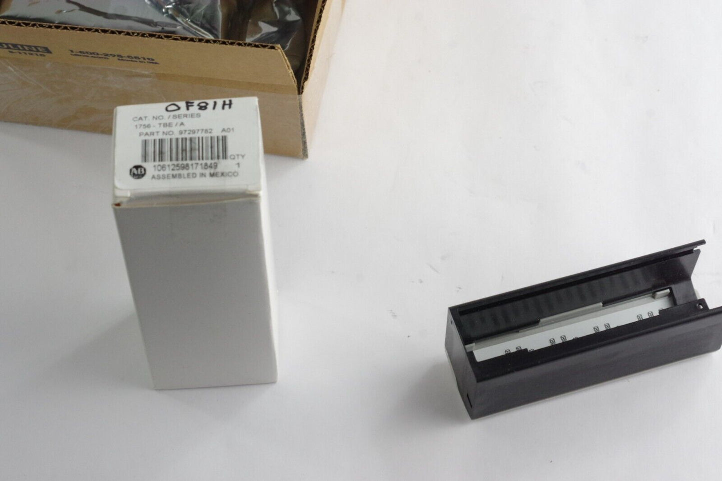 Allen Bradley 1756-OF8IH Ser A ControlLogix 8-Point HART Analog Output Module
