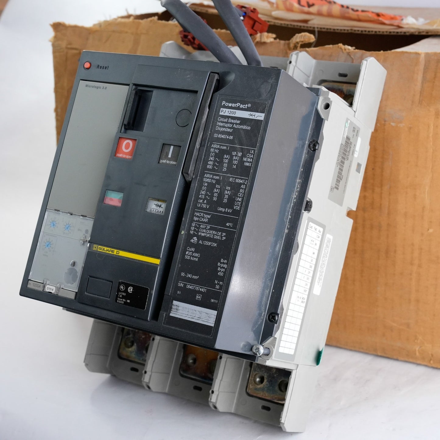 Schneider 02-804074-06 Powerpact Circuit Breaker PJF36120CU31AAFSLMAY001