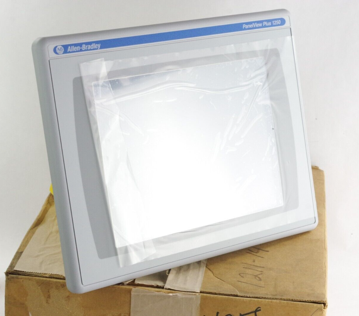 Allen Bradley 2711P-T12C4D8 /A PanelView Plus 6 1250 / 2711P-RP8D Logic + RDT12C