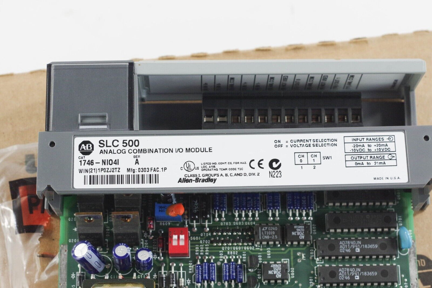 Allen-Bradley 1746-NI04I SLC 500 Analog Combination Module Ser A