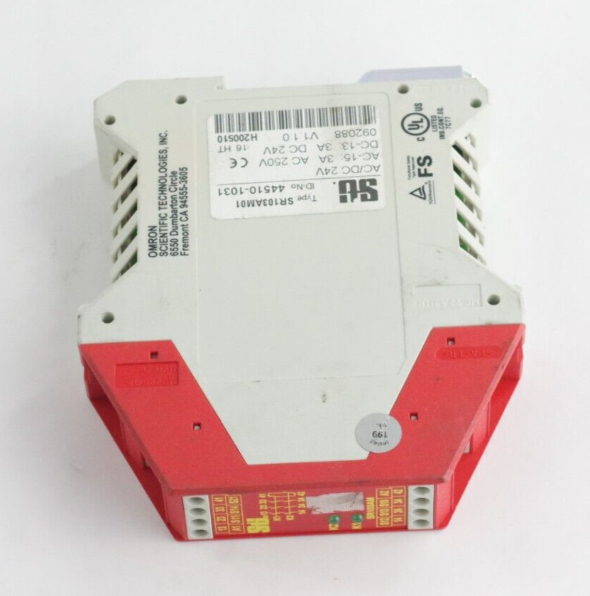 Scientific Technologies STI SR103AM01 Safety Relay AC/DC 24V 44510-1031