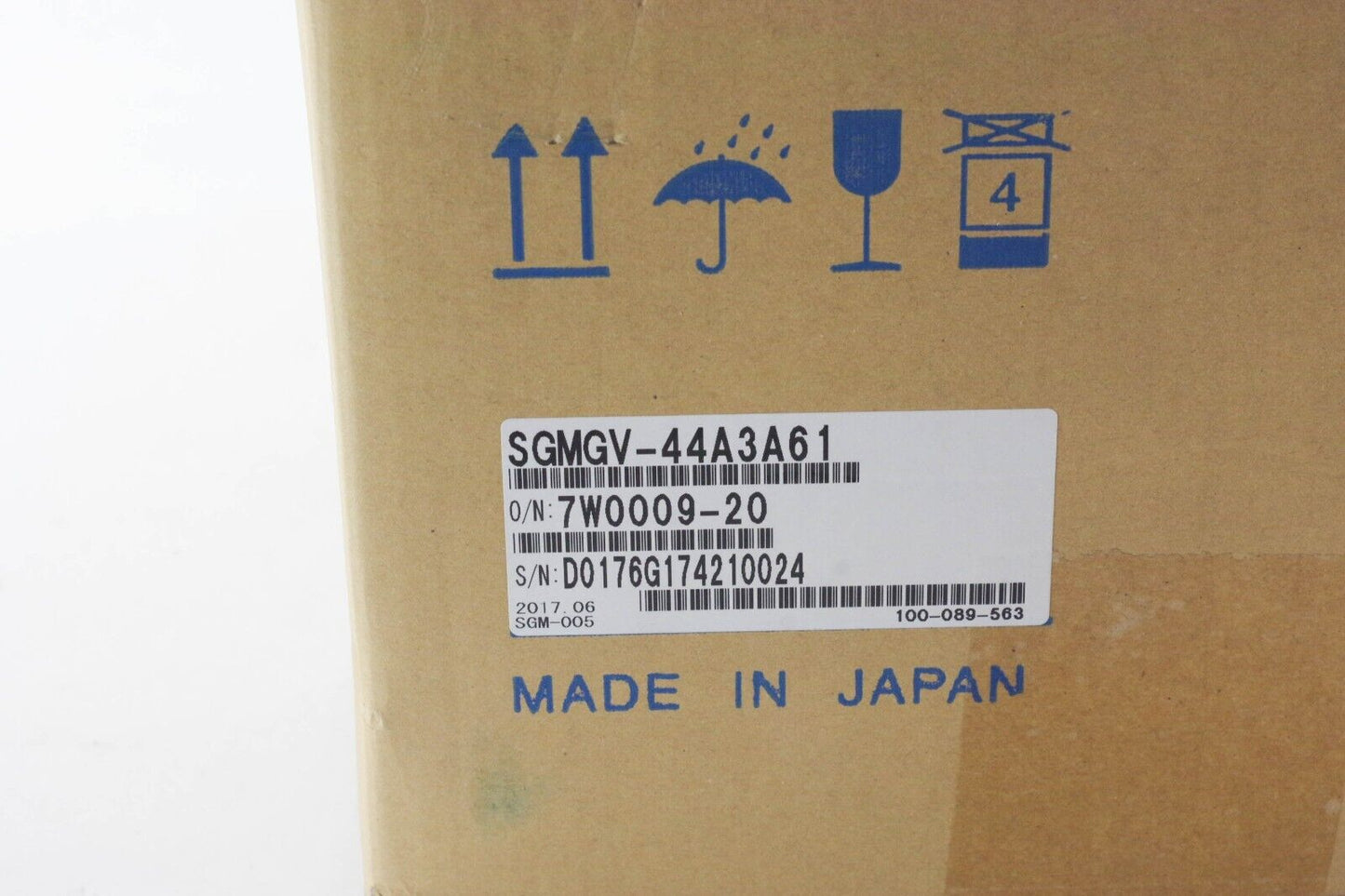Yaskawa SGMGV-44A3A61 7W0009-20 Sigma-5 Servomotor - Unopened Original