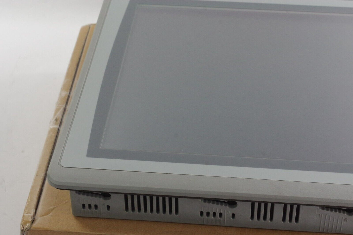 Allen Bradley 2711P-T15C21D8S /B PanelView Plus 7 15" - 411 Hours / Installed