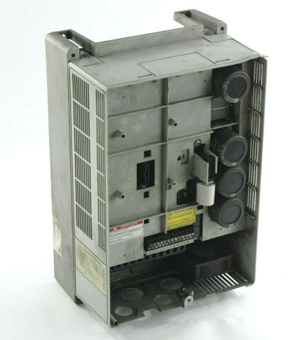 Allen Bradley PowerFlex 70 VFD 20AD027A0AYNANN 20A-D-027-A-0-AYNANN0 20 HP 480V