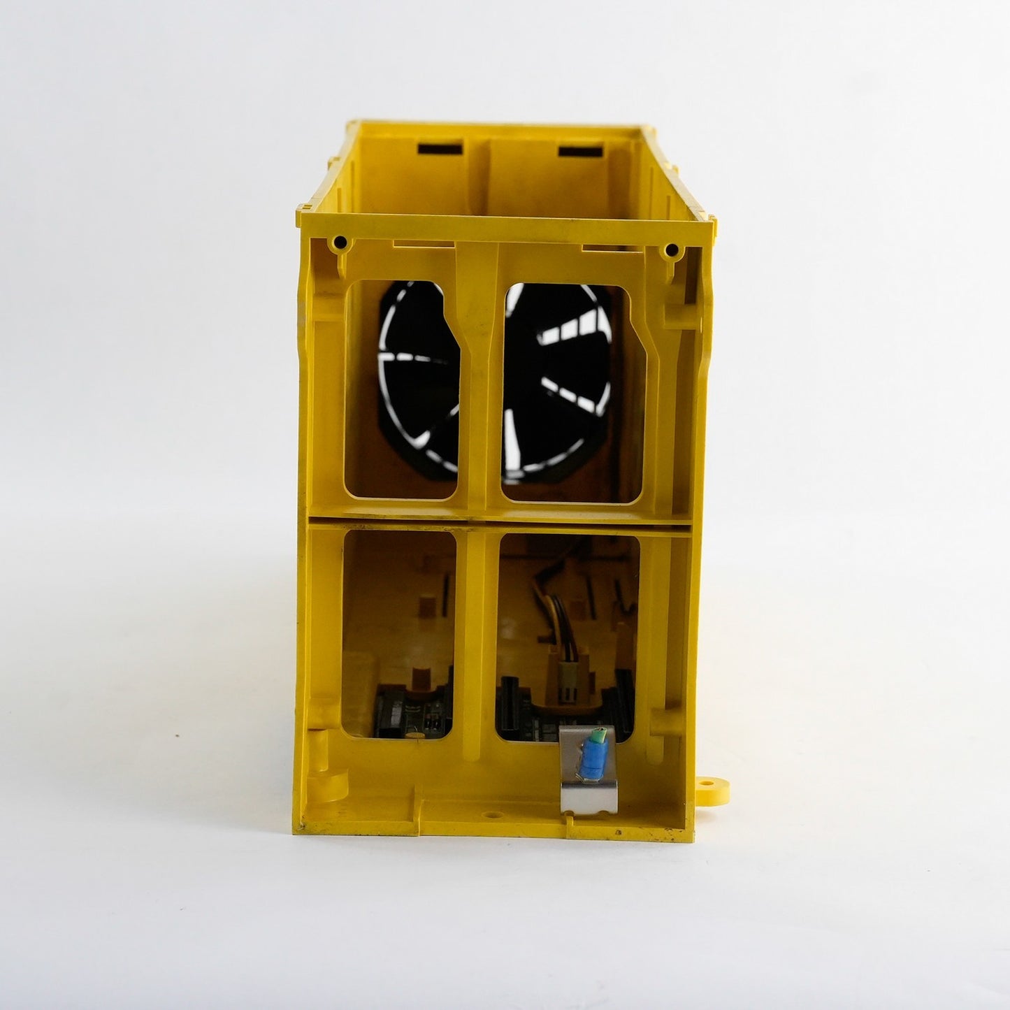 Fanuc A02B-0216-B501 Series 18-TB Servo Amplifier Chassis Module