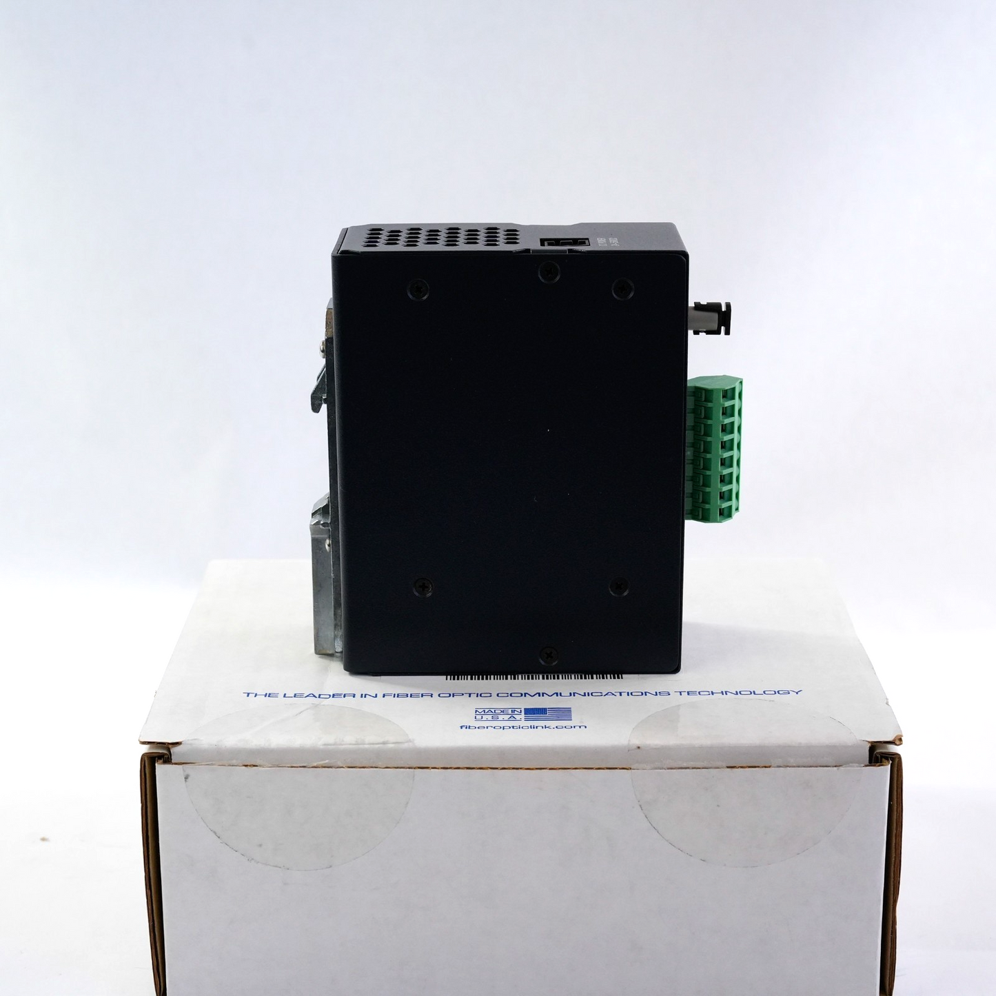RLH Industries 4CD-03-2 4 CH Contact Closure TX MM ST Din Mount 4CD032 Open Box