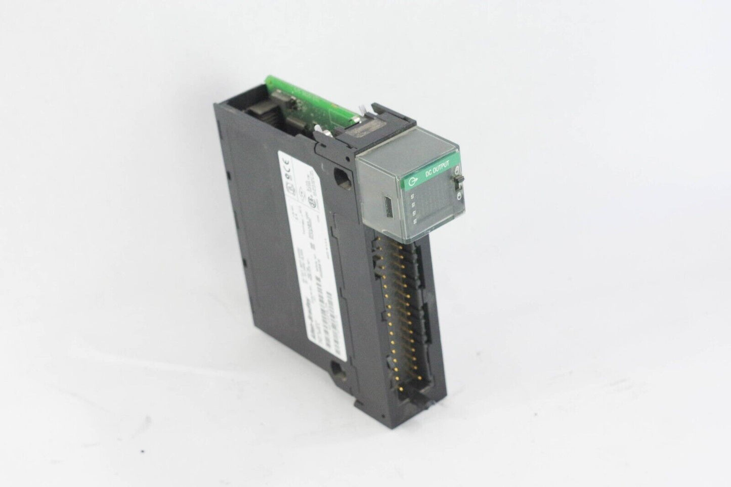 Allen-Bradley 1756-OB32 / 1756-0B32 Ser A DC Output Module