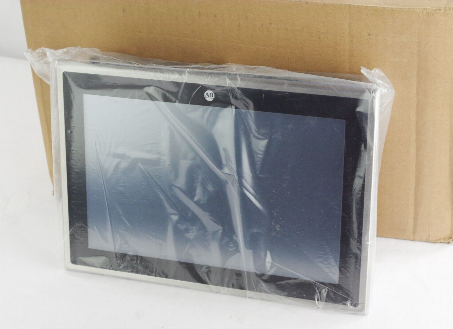 Allen Bradley VersaView 6300P-121JXPSWDNA-5CBAW19NDNBNN-NN1S Ser A - Open Box
