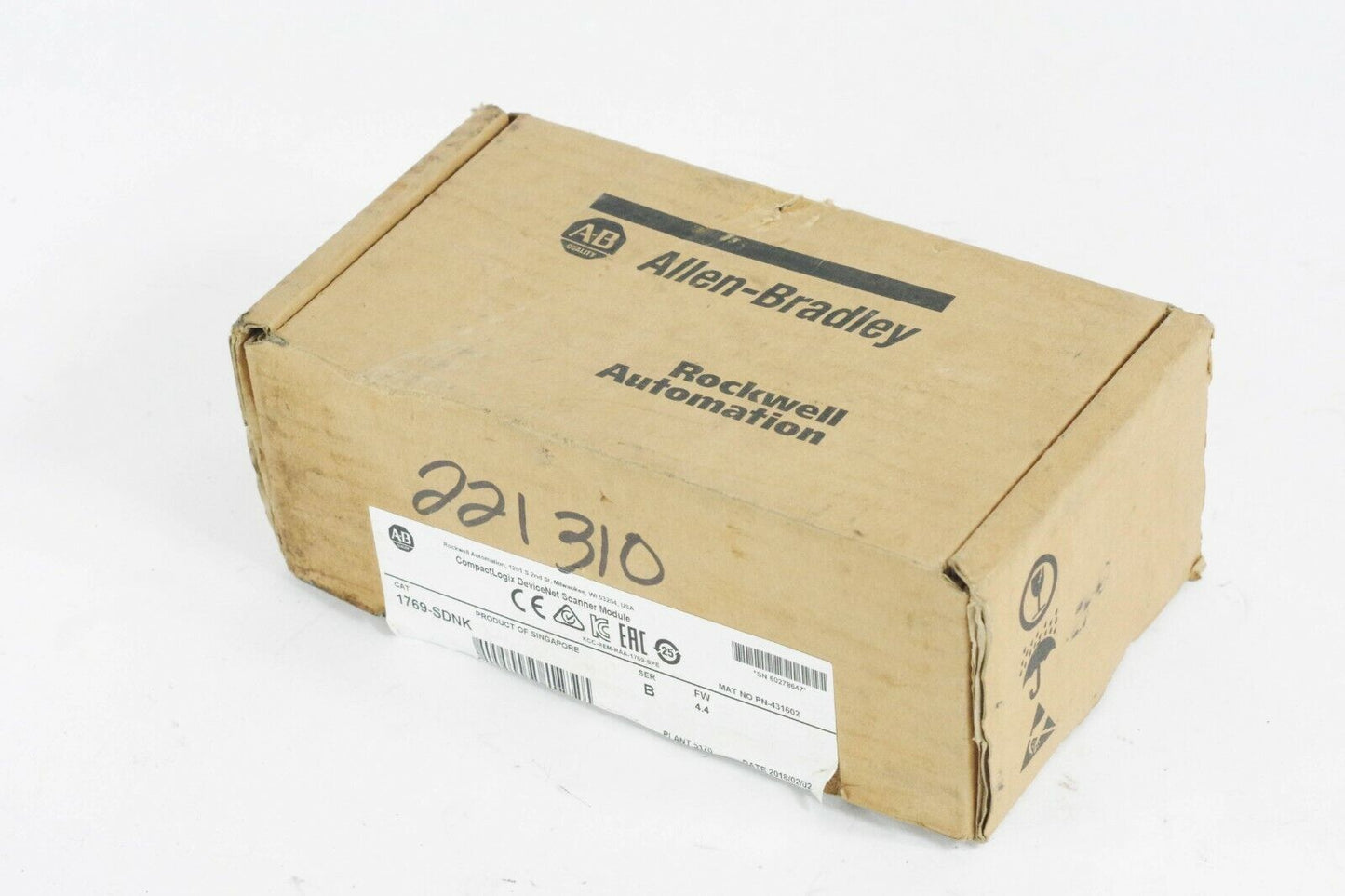 ALLEN BRADLEY 1769-SDNK /B FW 4.4 - Open Box