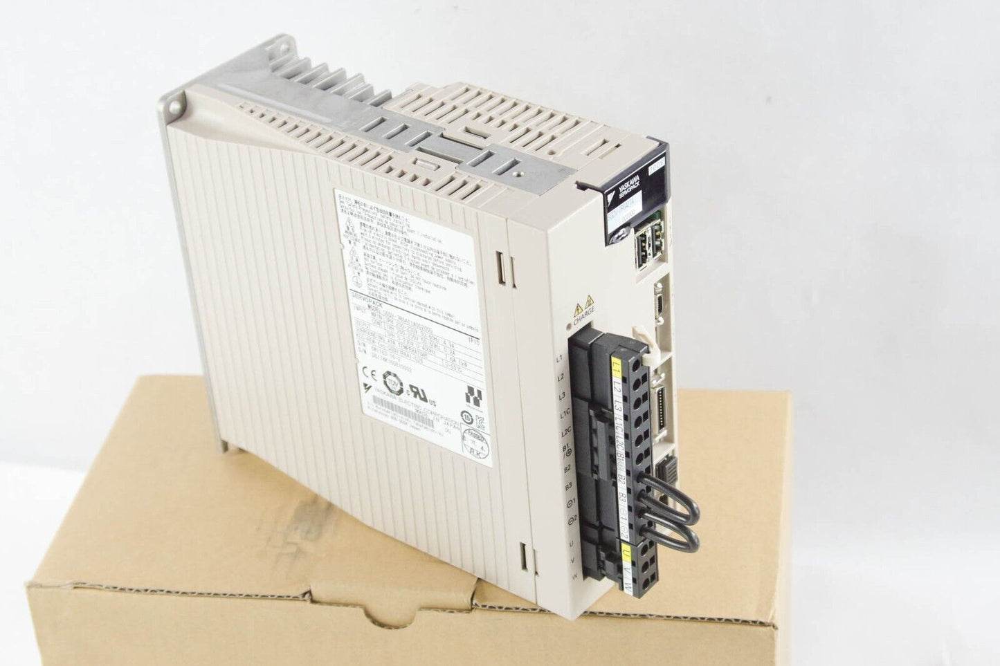 YASKAWA ELECTRIC SGDV-7R6A11A002000 SERVOPACK 6W1163-16 - Open Box