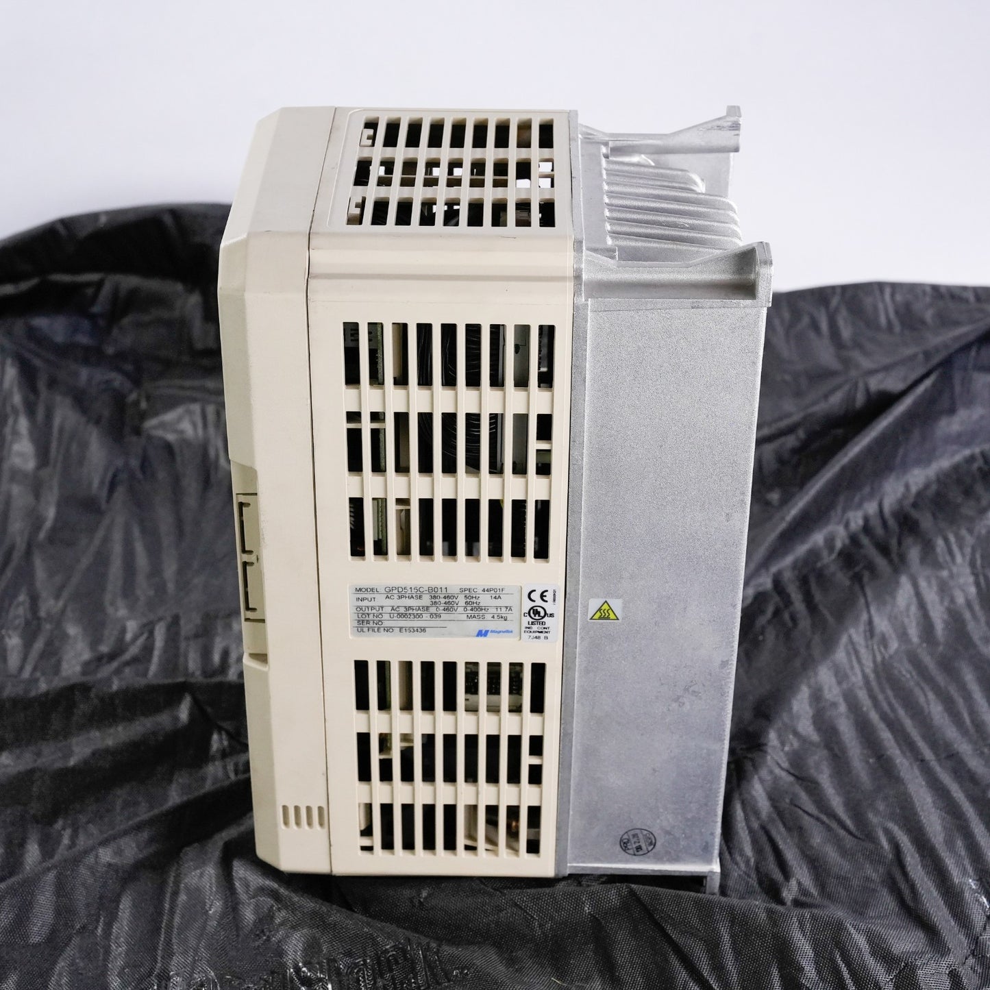 Magnetek GPD515C-B011 44P01F 3 Phase AC Drive GPD515CB011 480VAC