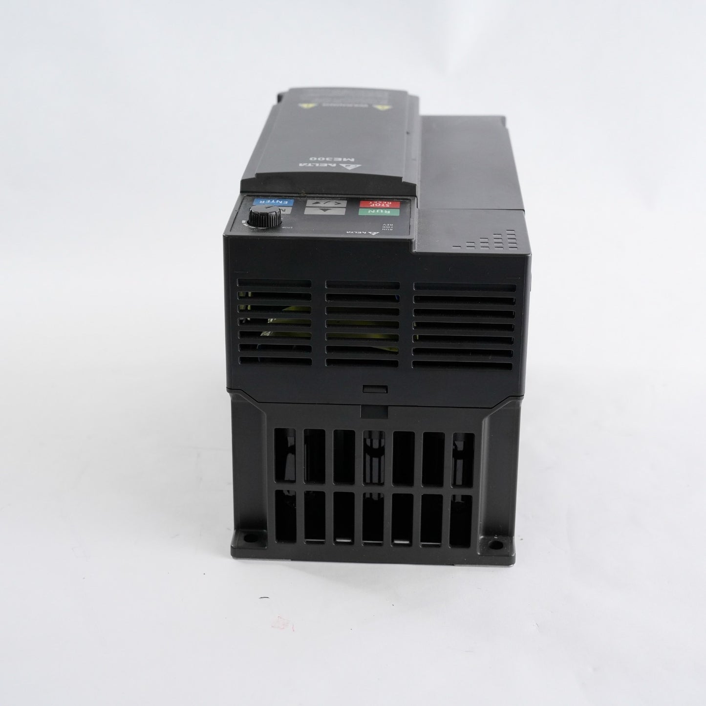 Delta ME300 VFD25AME23ANNAA 3-Phase 240V 7.5hp 30A Variable Frequency Drive