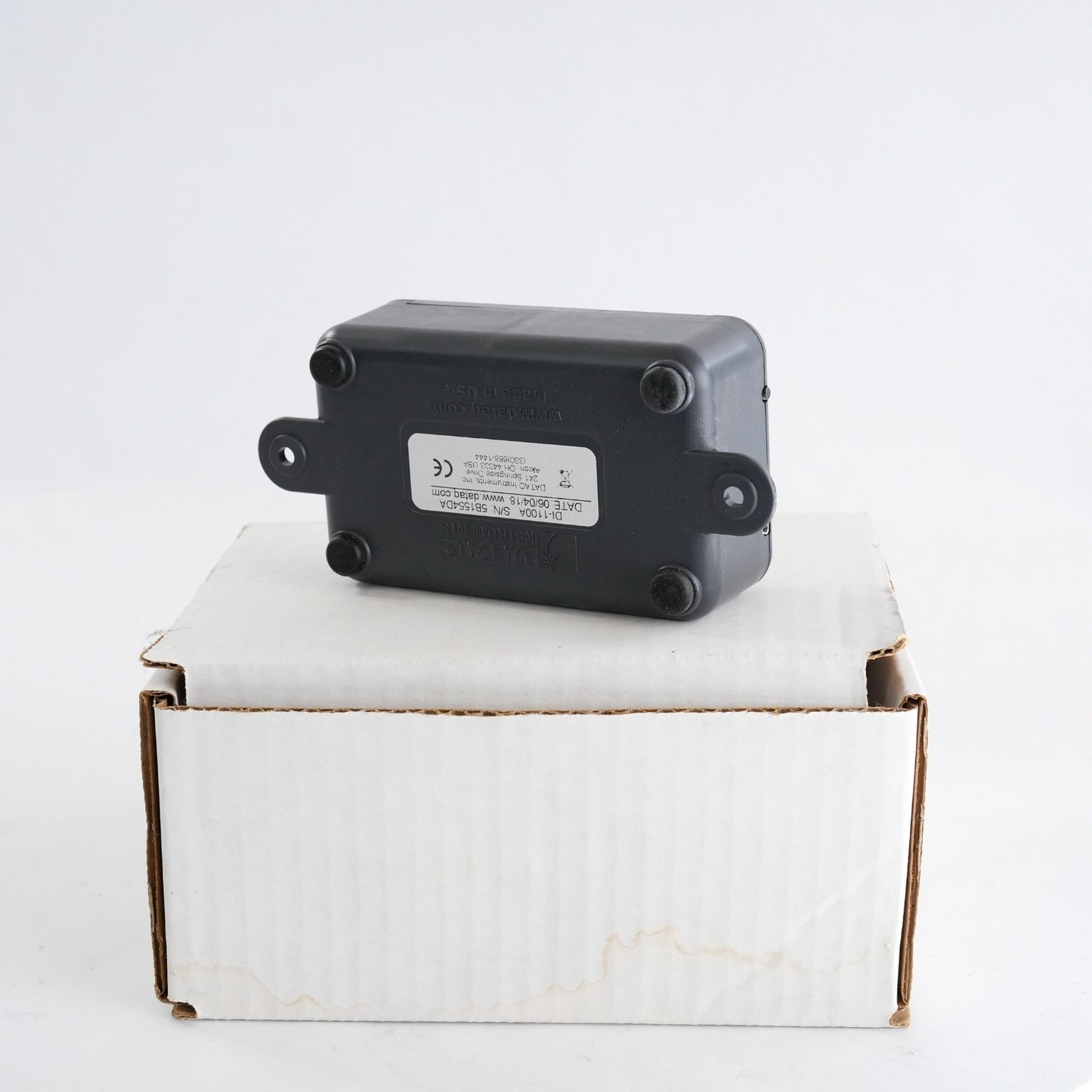 DATAQ DI-1100 / DI-1100A 4-Channel USB Data Acquisition Starter Kit - Open Box