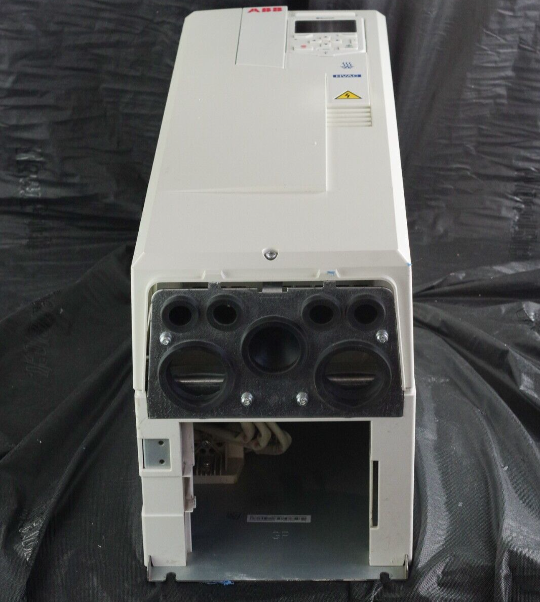 ABB ACH580-01-077A-4 HVAC Drive ACH580 Series 60HP, 480V, 77.0A - No Fan