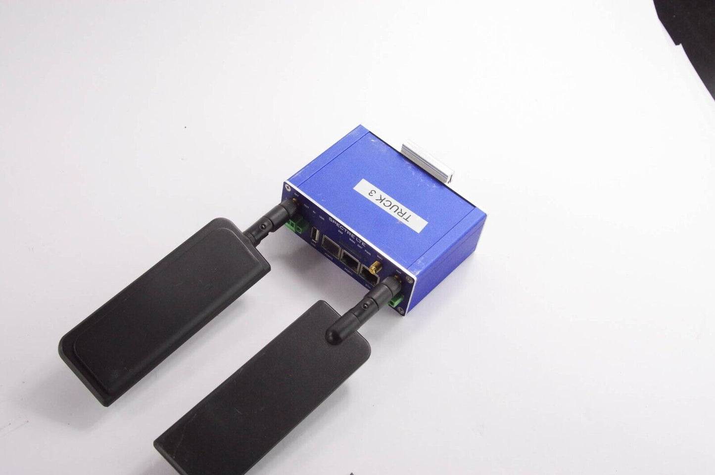 Spectre LTE RTLTE-310-W-VZ RTLTE310WVZ Cellular Router Ethernet and Wifi