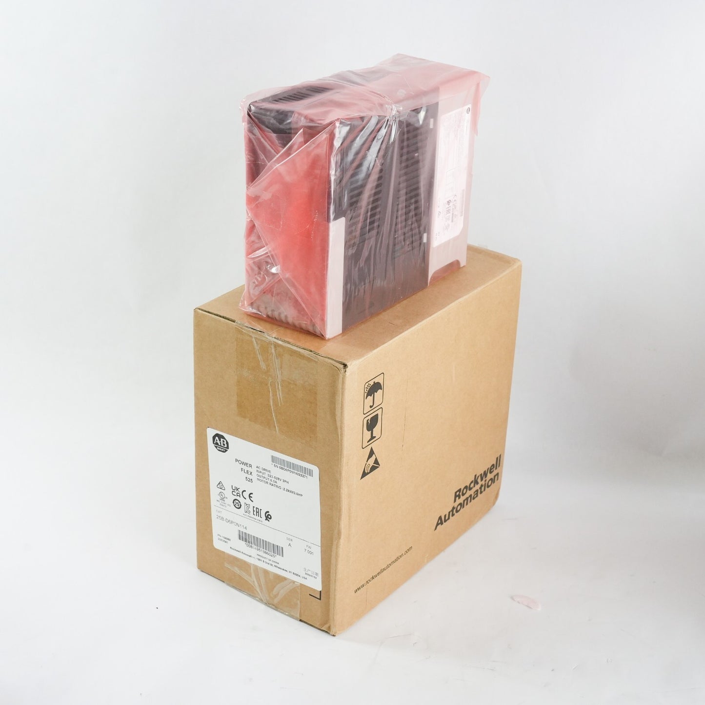 Allen-Bradley 25B-D6P0N114 /A PowerFlex 525 AC Drive 480V 3.0HP - Open Box