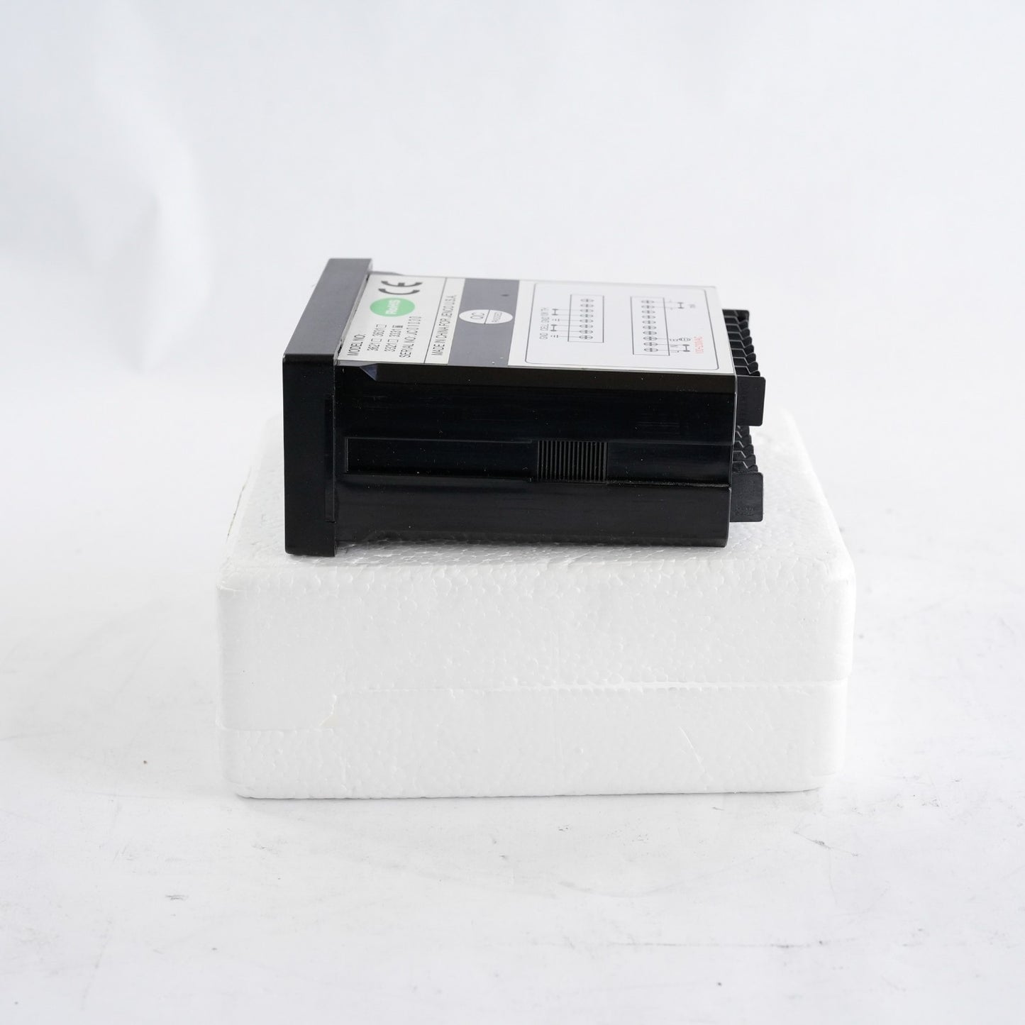 Jenco Instruments Model 3331 Conductivity Transmitter