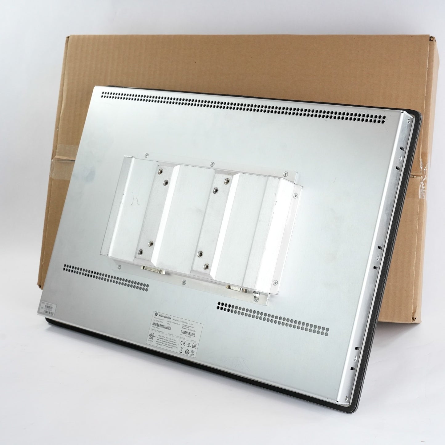 Allen Bradley 6200M-19WBN A VersaView 5100 HMI Monitor 18.5 PN 393317 6200M19WBN