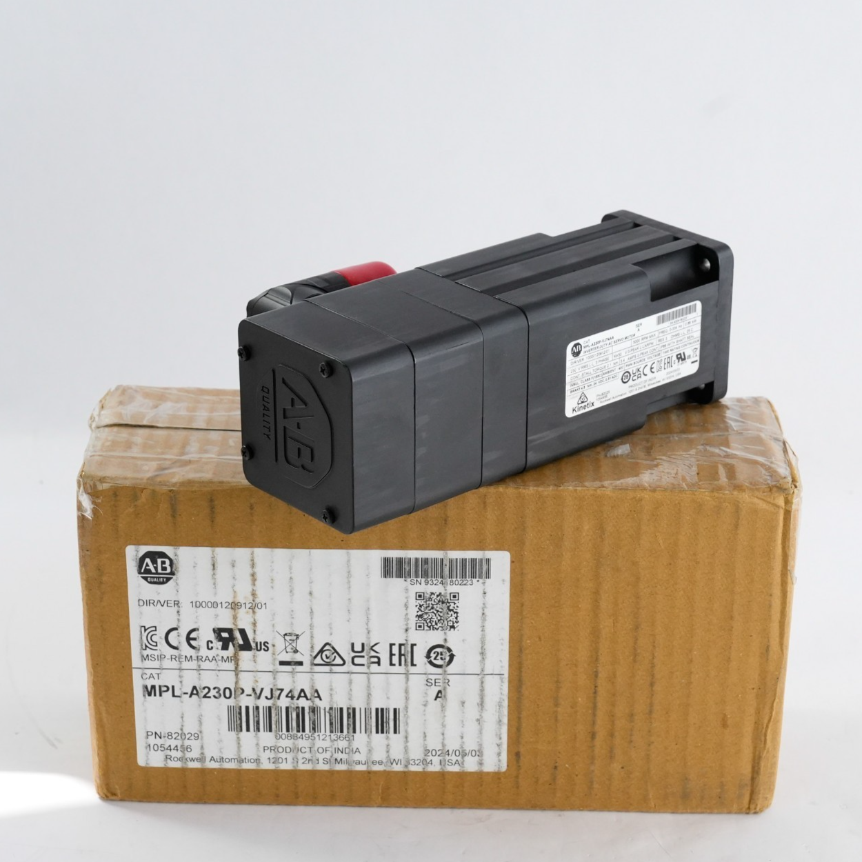 Allen Bradley MPL-A230P-VJ74AA Series A Servo Motor 5000RPM - Open Box