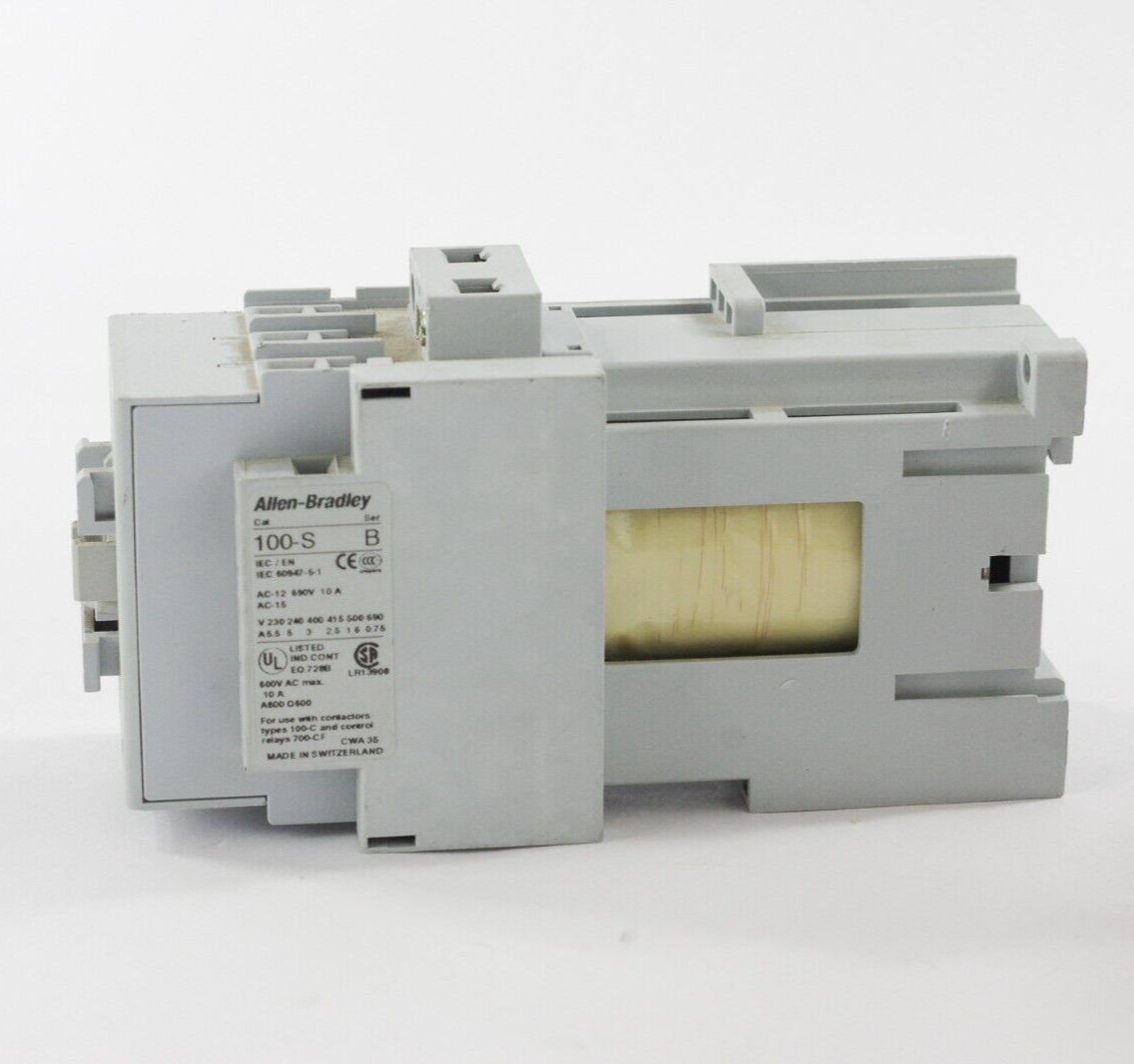 Allen-Bradley 100-C30Z*00 SER C CONTACTOR w/ 100-S SER B