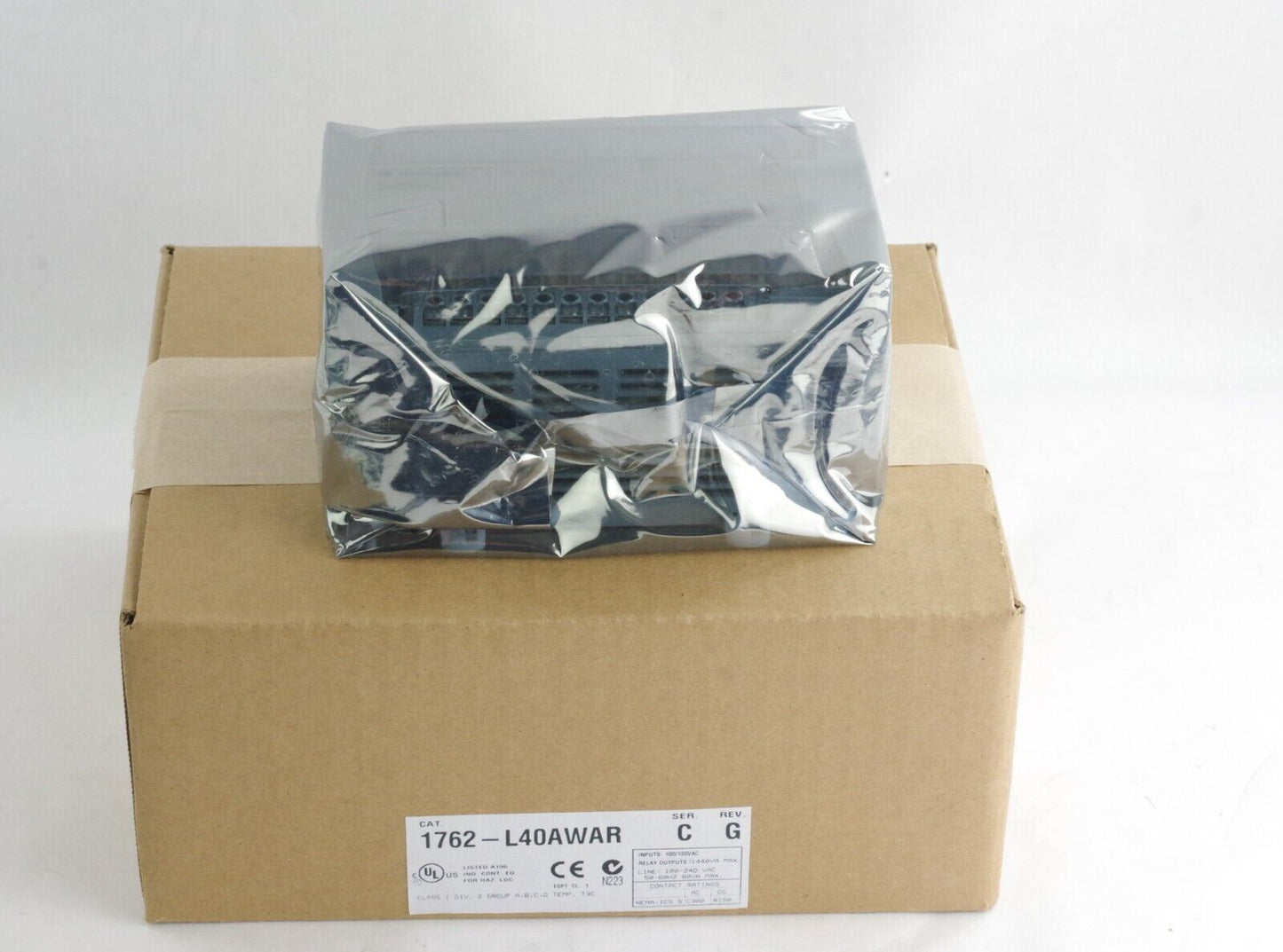Allen Bradley MicroLogix 1200 1762-L40AWAR /C 40 Point Controller - Refurbished