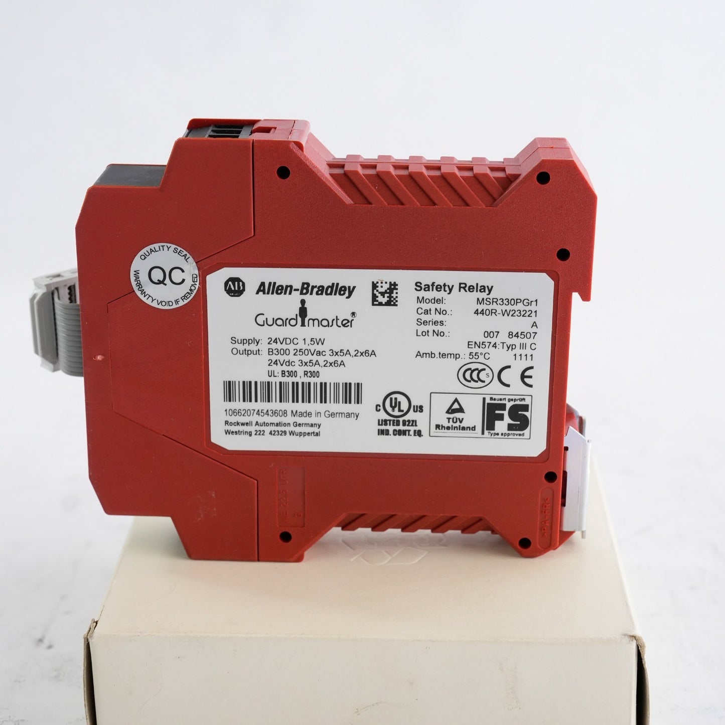 Allen Bradley 440R-W23221 Ser A Guardmaster Safety Relay 1-2 Channel - Open Box