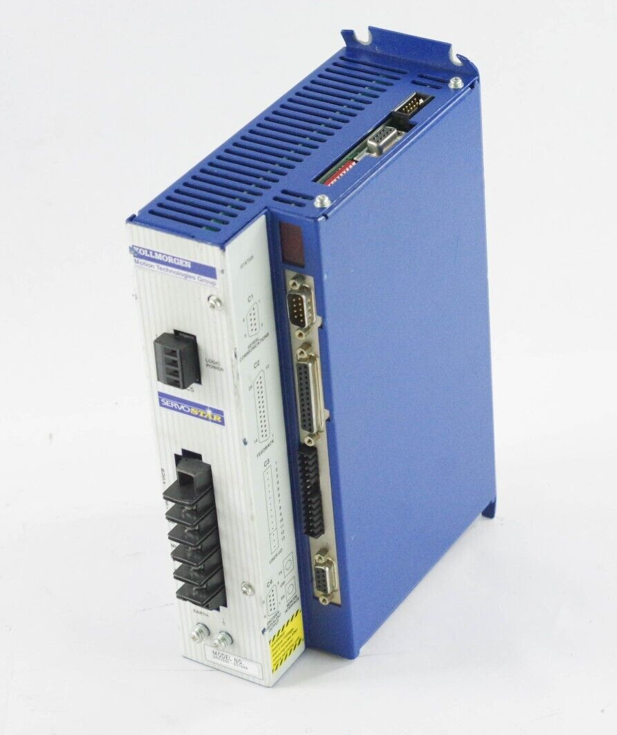 KOLLMORGEN SR03200-2G104A / SR032002G104A Servostar Drive - For parts or repair