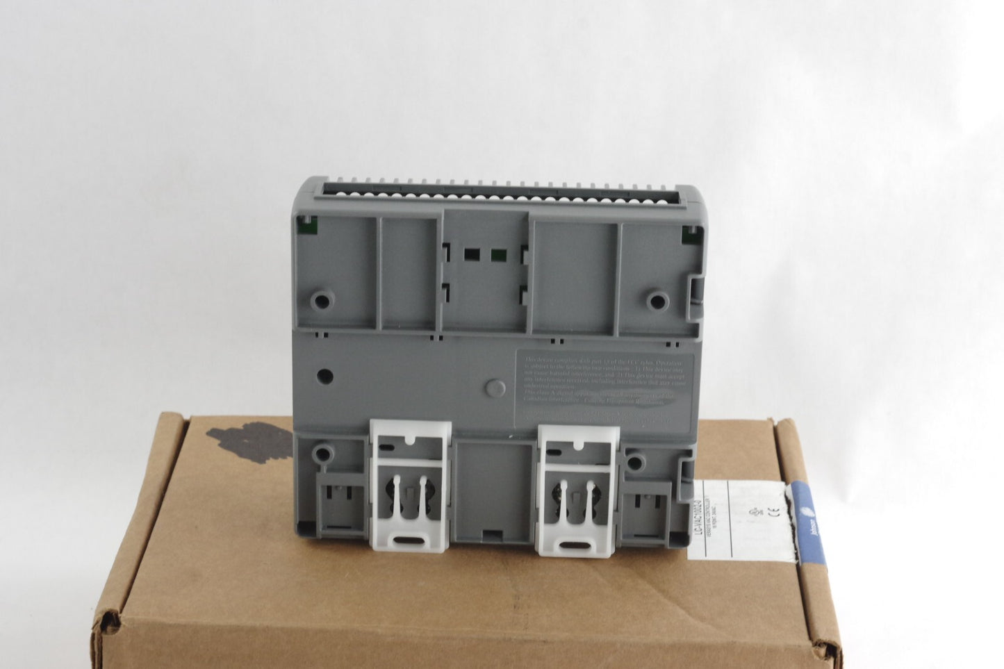 Johnson Controls LC-IOM100-0 Verasys Input/Output Controller - Open Box